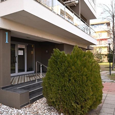 Welcome To Bucharest Airport Residences & Therme-Self Check-In 오토페니 외부 사진