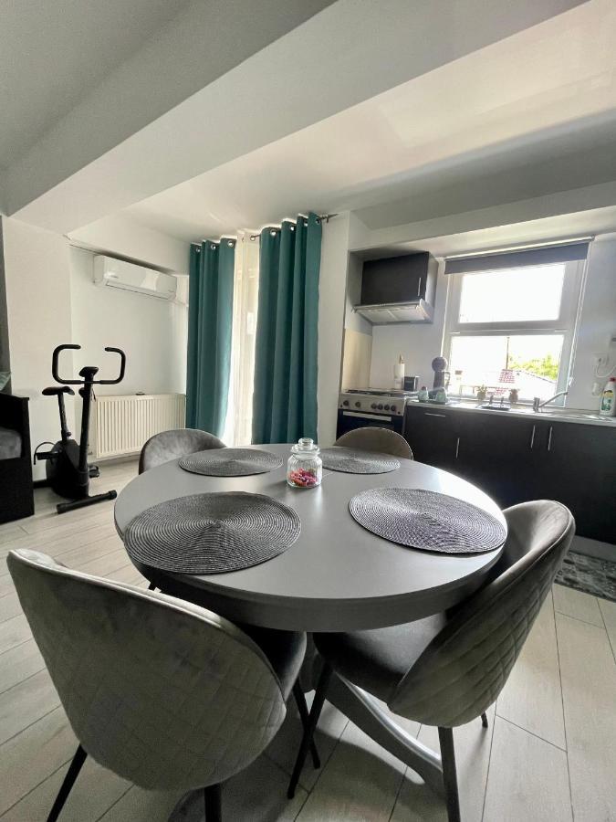 Welcome To Bucharest Airport Residences & Therme-Self Check-In 오토페니 외부 사진